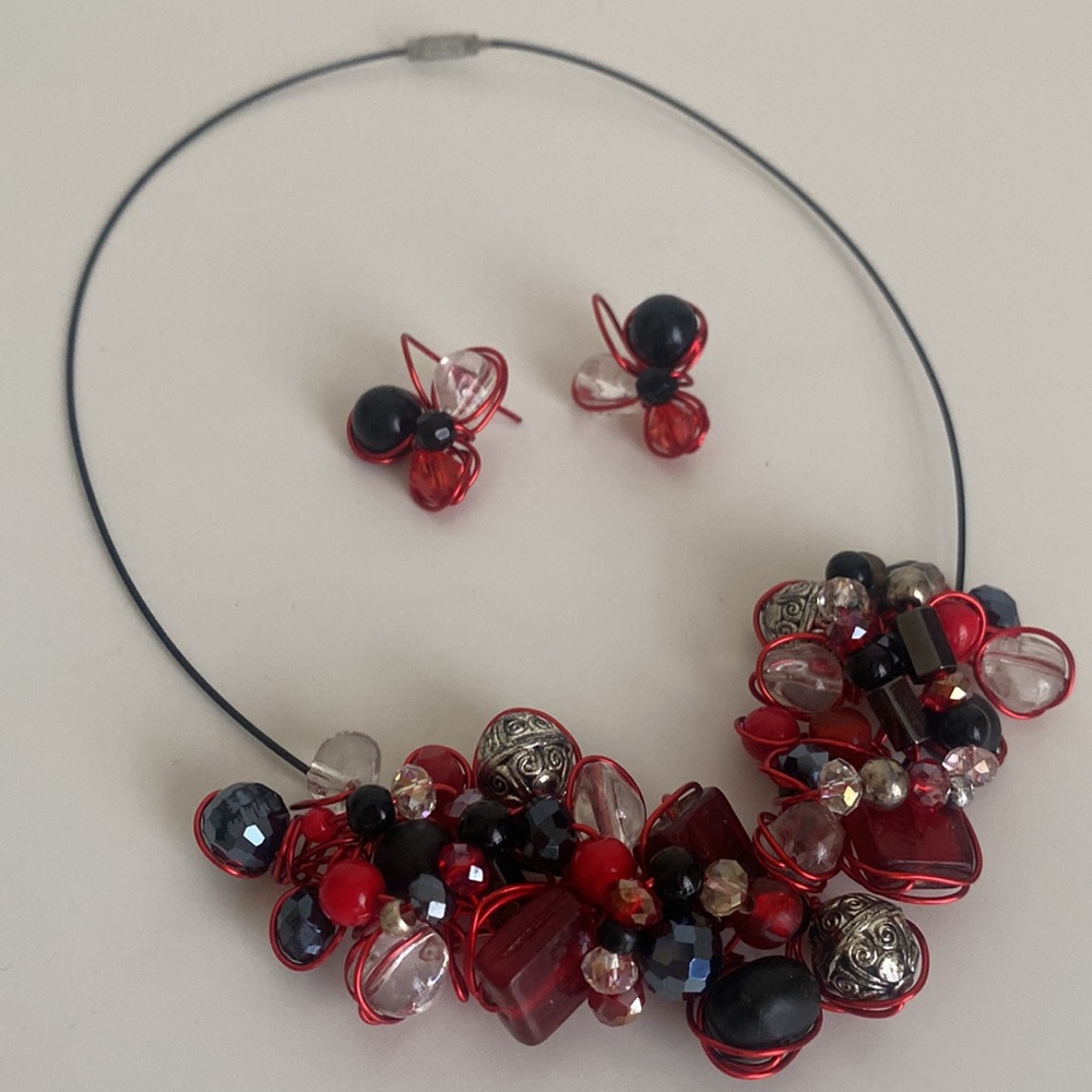 Handmade Twisted Wire Beaded Necklace and Earrings